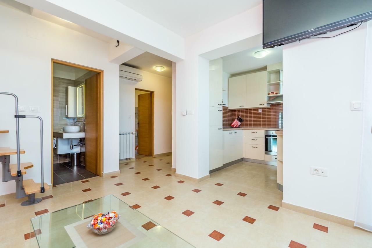 Luxury Apartments Kostrena With Pool Esterno foto