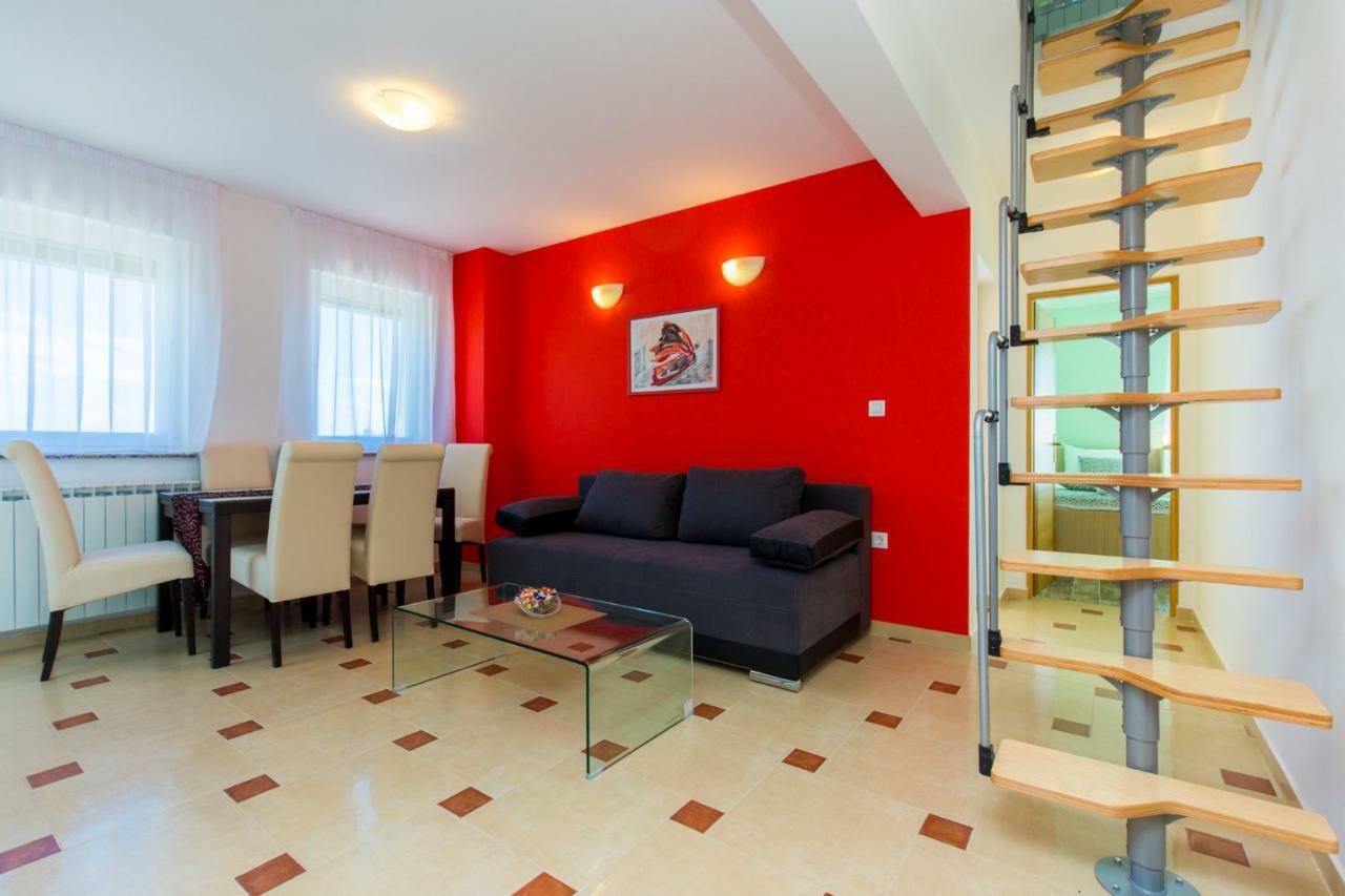 Luxury Apartments Kostrena With Pool Esterno foto