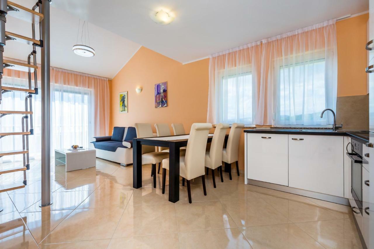 Luxury Apartments Kostrena With Pool Esterno foto