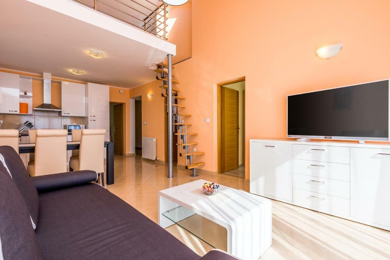 Luxury Apartments Kostrena With Pool Esterno foto