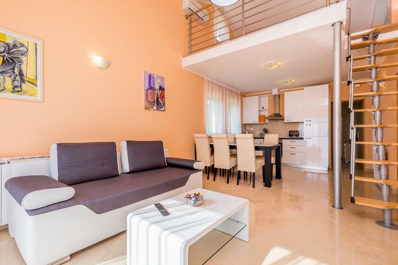 Luxury Apartments Kostrena With Pool Esterno foto