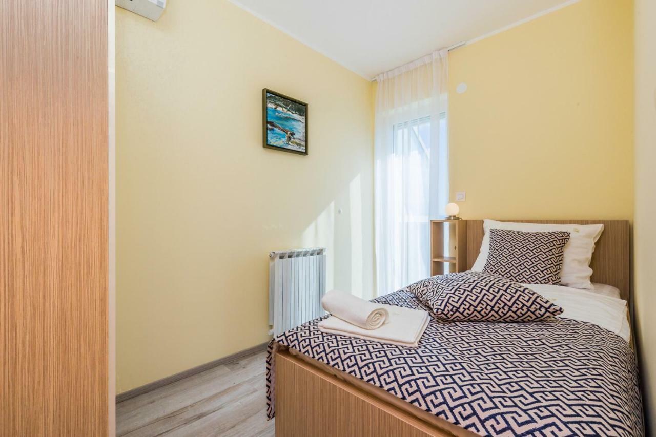Luxury Apartments Kostrena With Pool Esterno foto