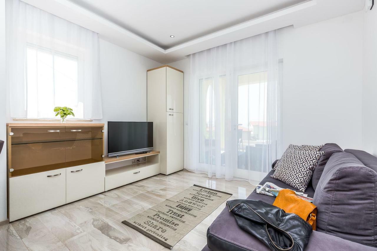 Luxury Apartments Kostrena With Pool Esterno foto