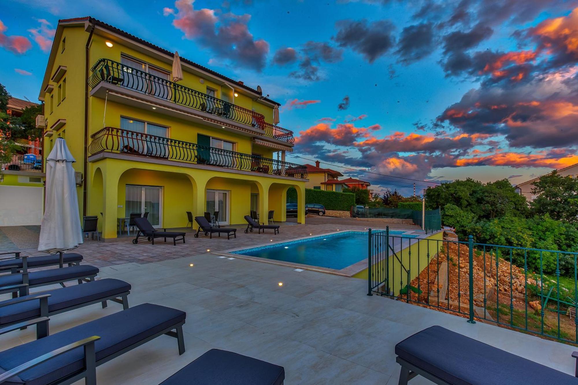 Luxury Apartments Kostrena With Pool Esterno foto