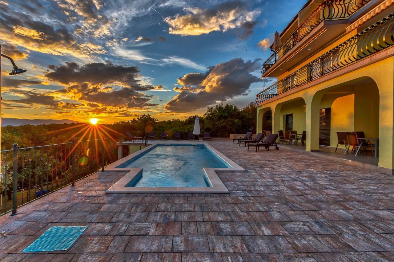 Luxury Apartments Kostrena With Pool Esterno foto